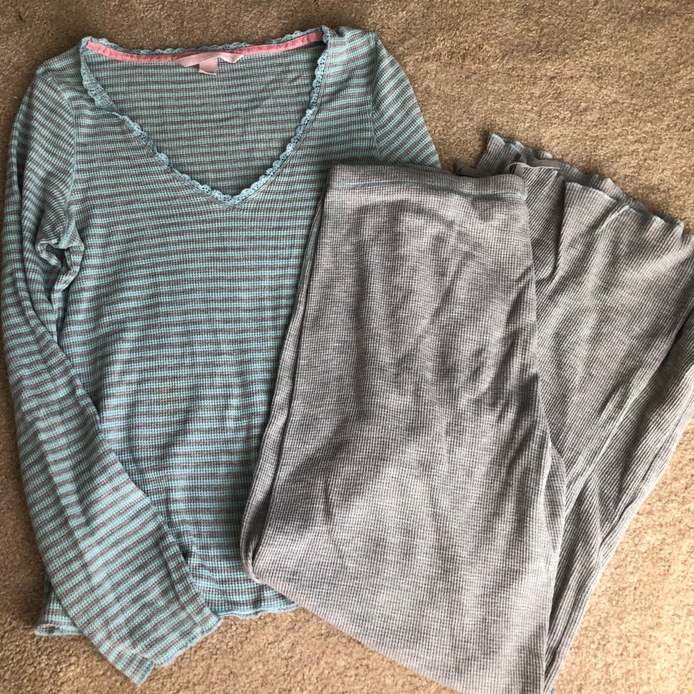 VS Victoria’s Secret Thermal PJs M